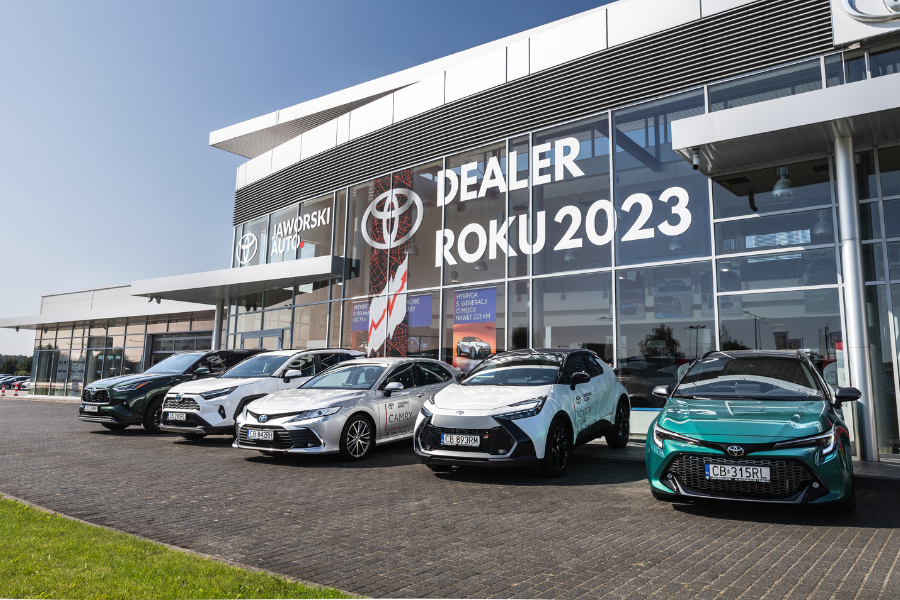 Toyota Jaworski Auto Bydgoszcz Tw J Dealer W Bydgoszczy