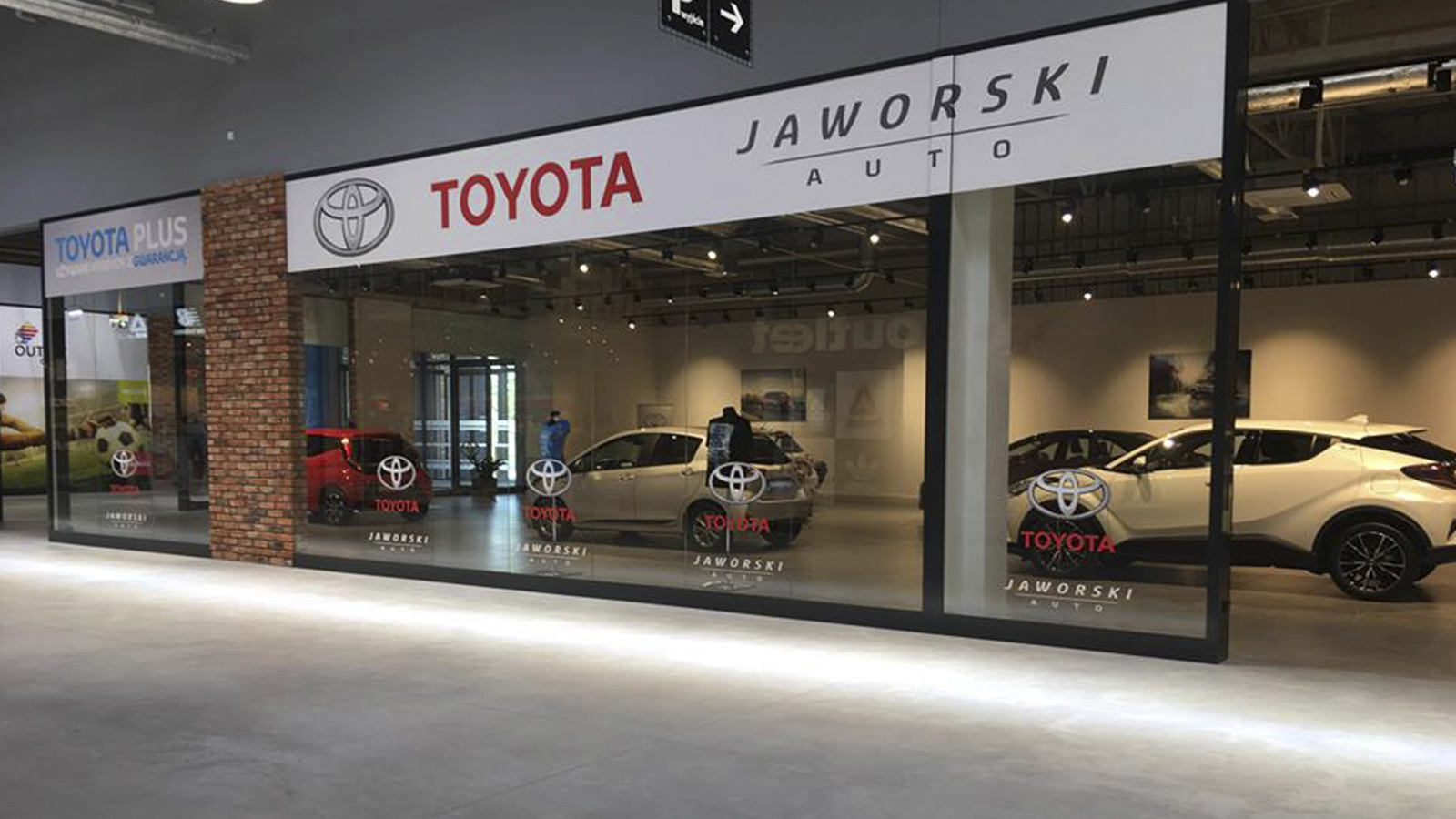 Jaworski Auto Toyota Jaworski Auto w Outlet Center Bydgoszcz